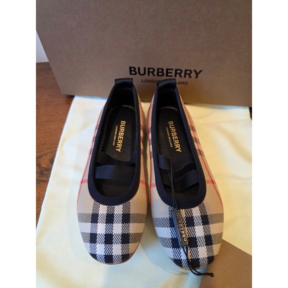 NWT Burberry‎ Toddler EU 28 US 10.5 Mini Grace Plaid Flats - Picture 2 of 3